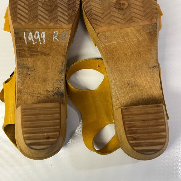 Leon and Harper Stockholm Leather Clogs. 39 - Picture 6 of 7